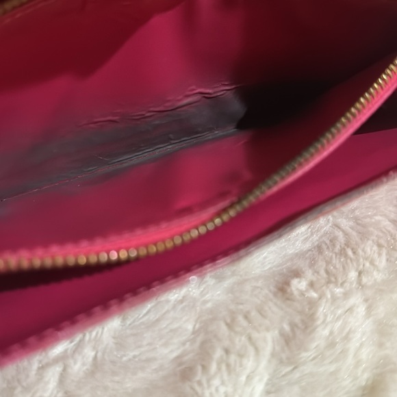 Vintage Louis Vuitton Fire Truck Red Monogram Vernis Long Sarah Wallet - Picture 10 of 16